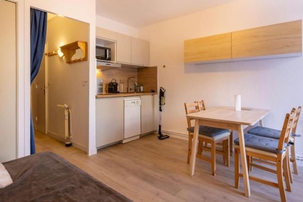 Studio Cabine 86 Cosy Les Angles  Luaran gambar